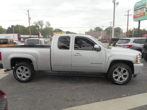 Silver 2013 Chevrolet Silverado 1500 LT