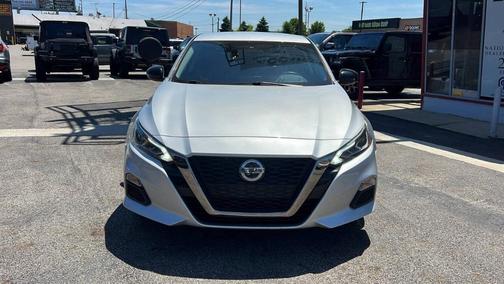 Silver 2021 Nissan Altima 2.5 SR