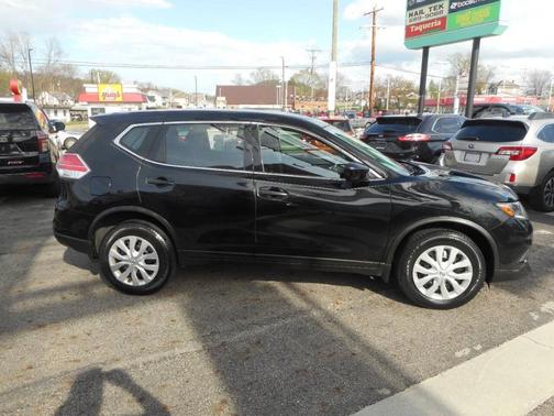2016 Nissan Rogue S
