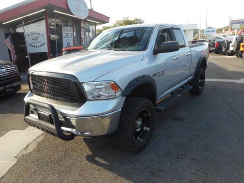 2014 RAM 1500 SLT