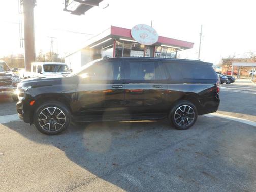 2021 Chevrolet Suburban RST