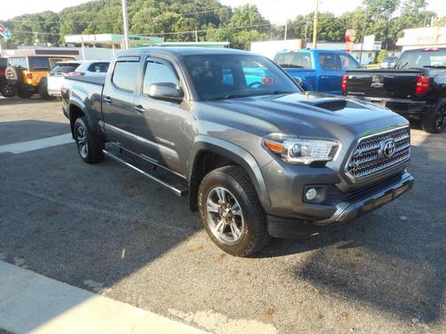 2017 Toyota Tacoma TRD Sport