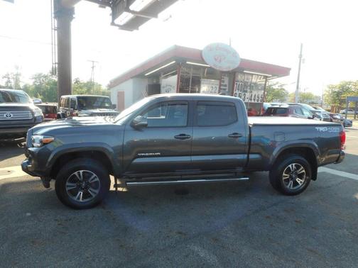 2017 Toyota Tacoma TRD Sport