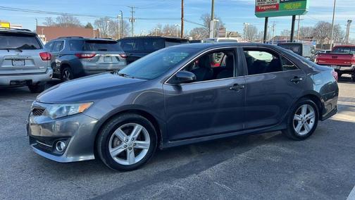 2013 Toyota Camry SE