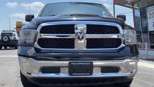 Photo 5 of 32 of 2013 RAM 1500 SLT