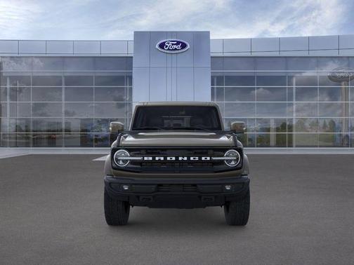 Gray 2025 Ford Bronco Outer Banks