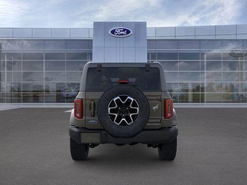 Gray 2025 Ford Bronco Outer Banks