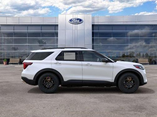 White Metallic 2027 Ford Explorer