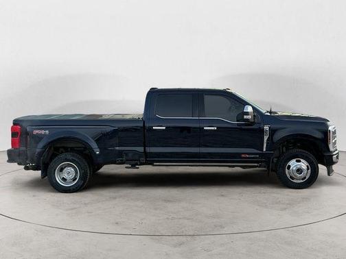 2025 Ford F-350 Platinum