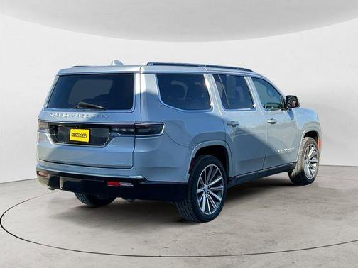 2022 Jeep Grand Wagoneer Series II
