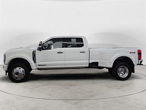 2024 Ford F-450 Platinum