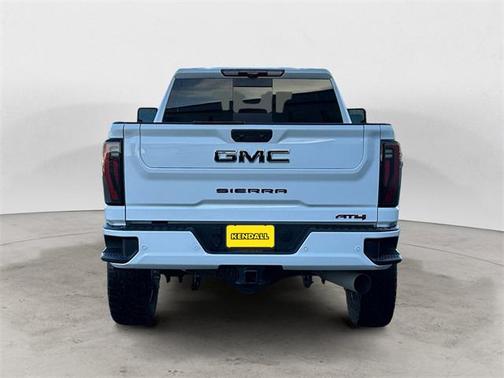 2025 GMC Sierra 2500 AT4