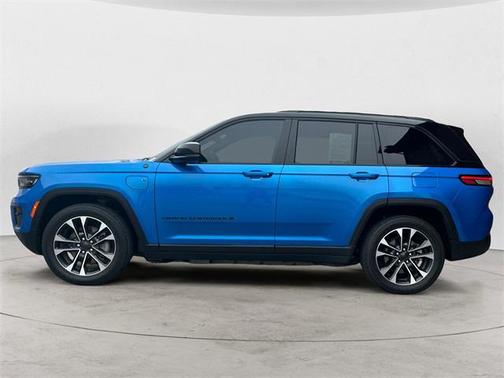 2023 Jeep Grand Cherokee 4xe Trailhawk