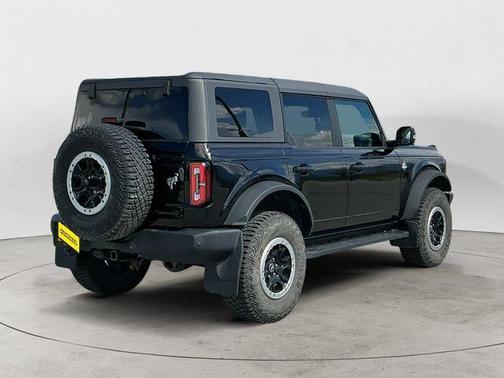 Shadow Black 2022 Ford Bronco Outer Banks