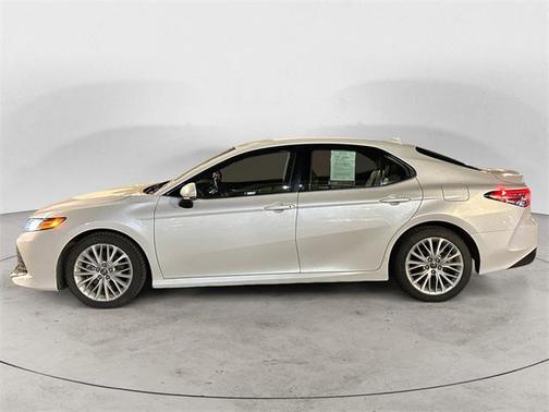 2020 Toyota Camry XLE