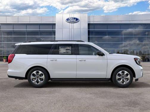 White Metallic 2027 Ford Expedition Max ACTIVE