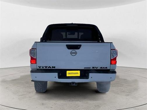 2023 Nissan Titan SV