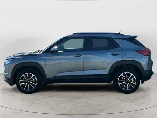 Sterling Gray Metallic 2025 Chevrolet Trailblazer LT