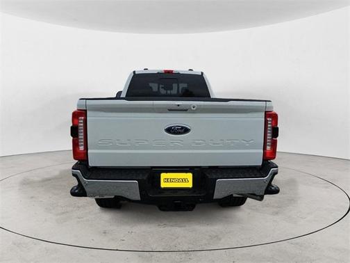2025 Ford F-350 Lariat Super Duty