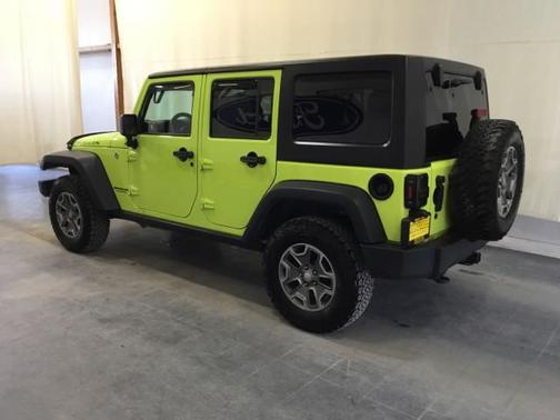 Photo 4 of 22 of 2016 Jeep Wrangler Unlimited Rubicon