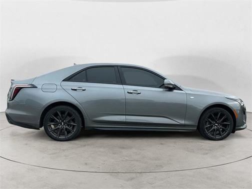 2022 Cadillac CT4 Sport