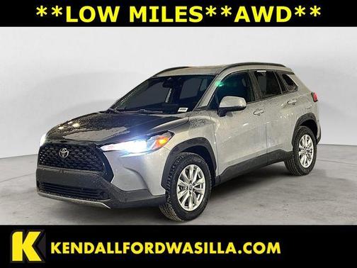 2024 Toyota Corolla Cross LE