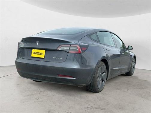 2022 Tesla Model 3 Long Range