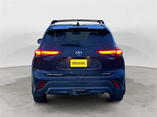 2022 Toyota Highlander Hybrid Limited