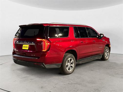 2024 GMC Yukon XL SLE