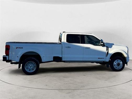 2024 Ford F-450 Platinum