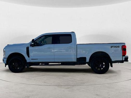 2025 Ford F-350 Lariat Super Duty