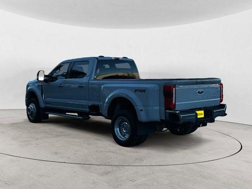 2025 Ford F-450 Lariat