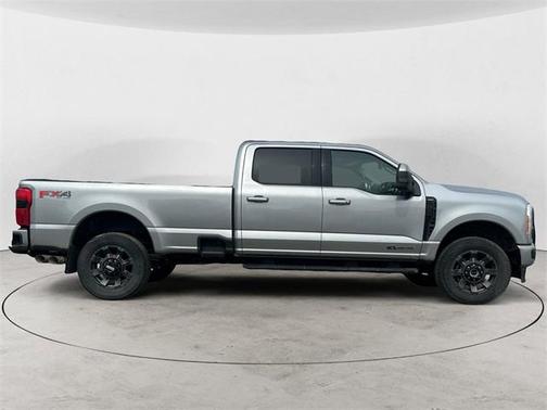 2023 Ford F-350 Lariat Super Duty