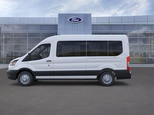 Oxford White 2026 Ford Transit-350