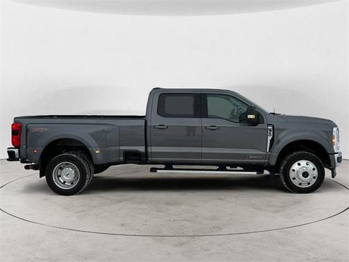 2025 Ford F-450 Lariat