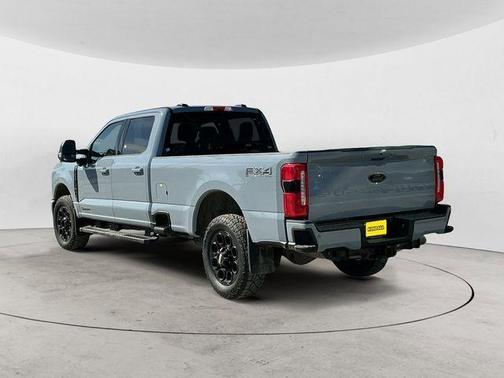 2025 Ford F-350 Lariat Super Duty