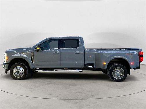 2025 Ford F-450 Lariat