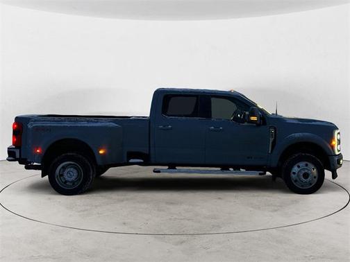 2025 Ford F-450 Lariat