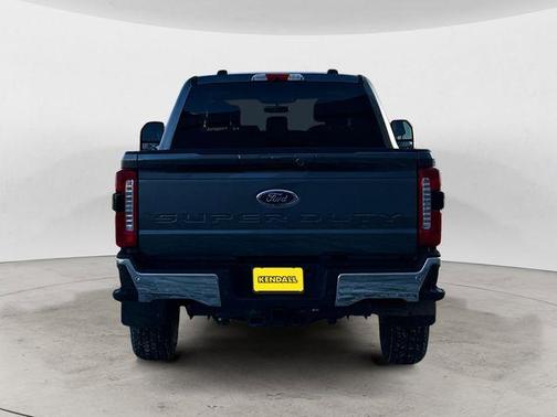 2025 Ford F-350 Lariat Super Duty