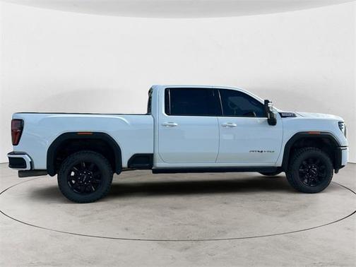 2024 GMC Sierra 2500 AT4