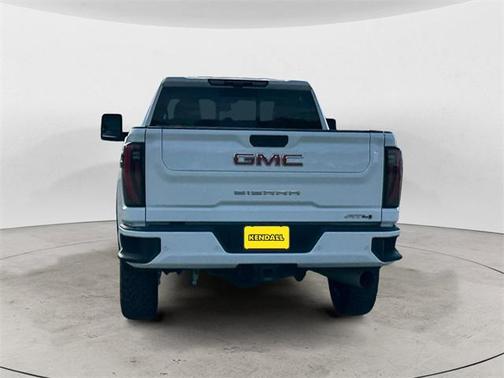 2024 GMC Sierra 2500 AT4