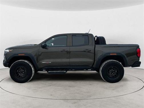 2024 GMC Canyon AT4X