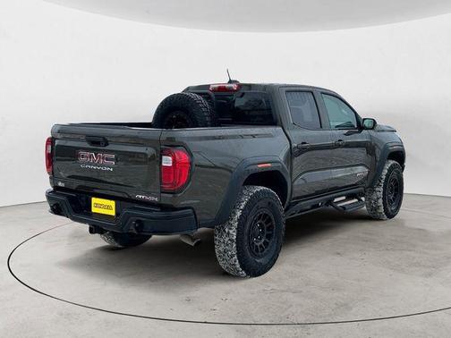 2024 GMC Canyon AT4X