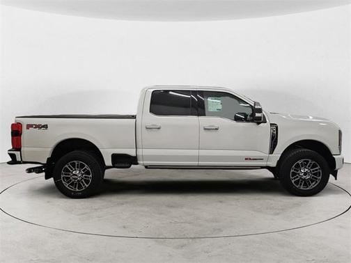 2025 Ford F-350 Platinum