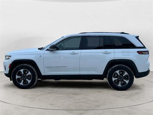 2022 Jeep Grand Cherokee 4xe Base