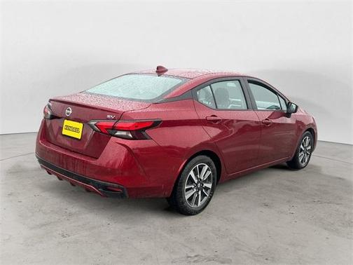 2022 Nissan Versa 1.6 SV