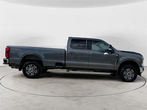 2024 Ford F-350 Lariat Super Duty