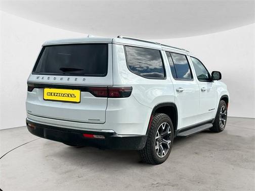 2023 Jeep Wagoneer Series III