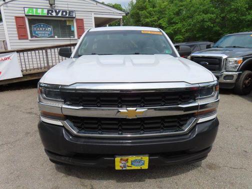 Summit White 2017 Chevrolet Silverado 1500 WT