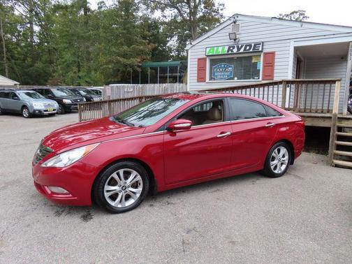 2011 Hyundai SONATA Limited